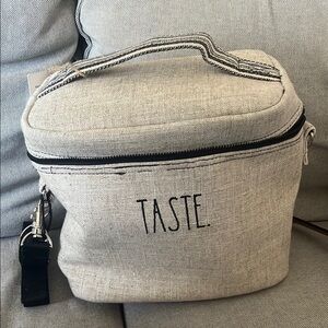 Rae Dunn TASTE Embroidered Canvas Lunch Bag - Natural.